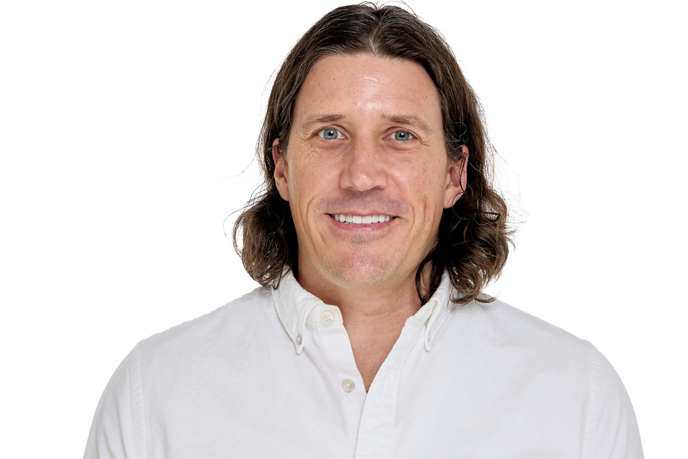 finalheadshot_joshua_front